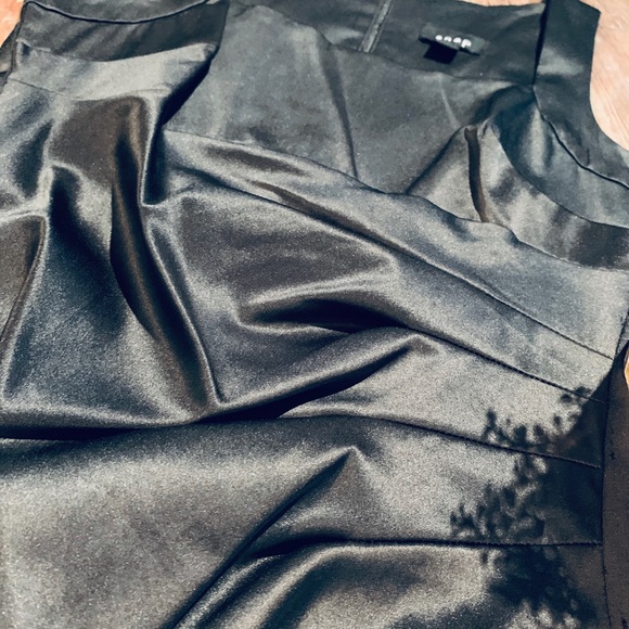 SNAP BLACK SATIN COCKTAIL DRESS - Picture 2 of 4